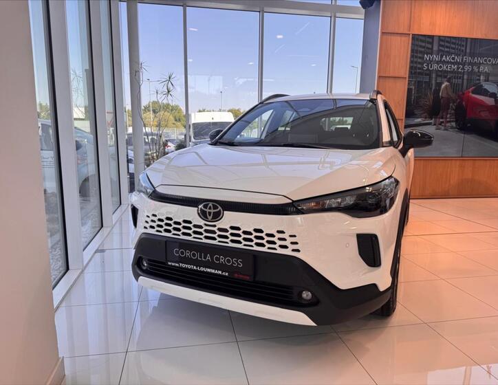 Toyota Corolla Cross 3