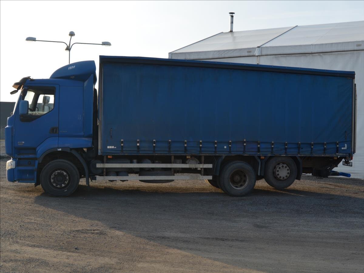 Renault Ostatní Valník 10,8 l 332 kw