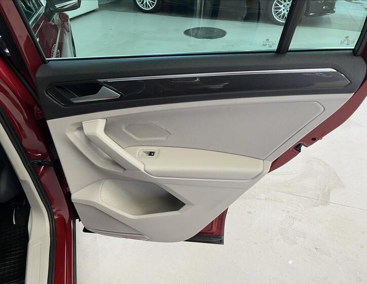 Volkswagen Tiguan 29