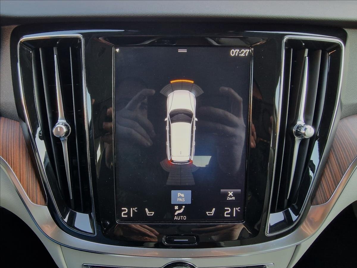 Volvo V60 Kombi 2,0 l 140 kw