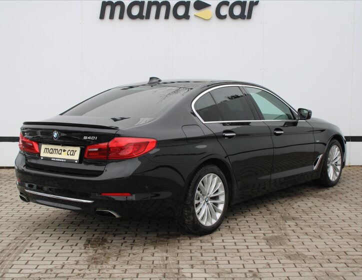 BMW Řada 5 Sedan / Limuzína 3,0 l 250 kw