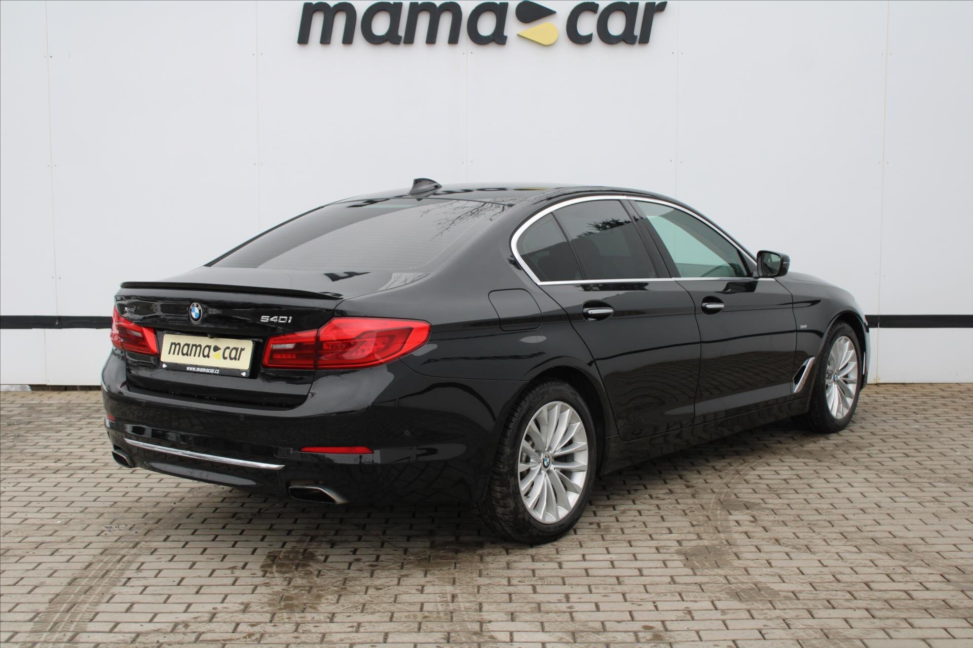 BMW Řada 5 Sedan / Limuzína 3,0 l 250 kw