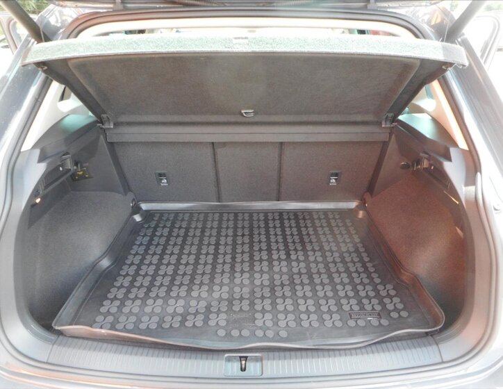 Volkswagen Tiguan SUV / Terénní 1,5 l 110 kw