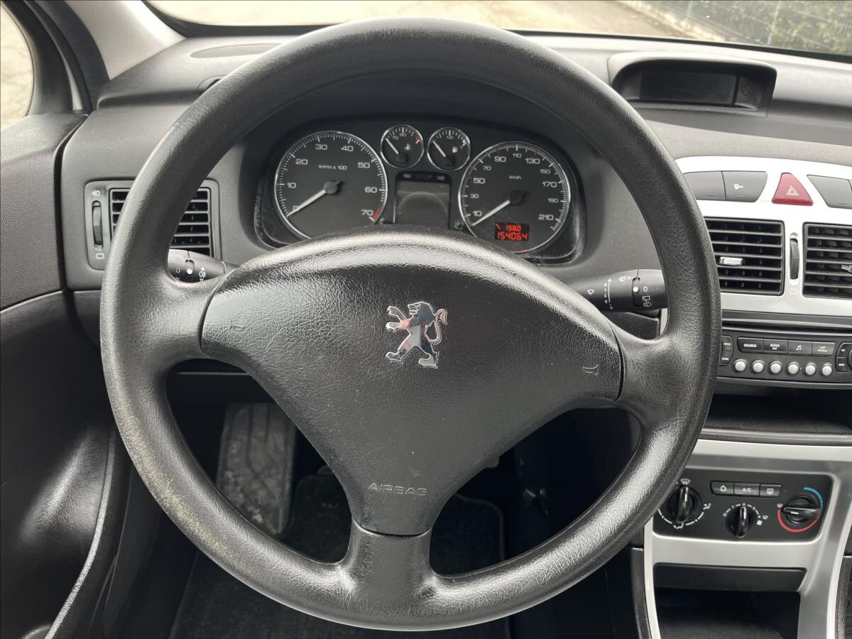 Peugeot 307 Hatchback 1,4 l 65 kw