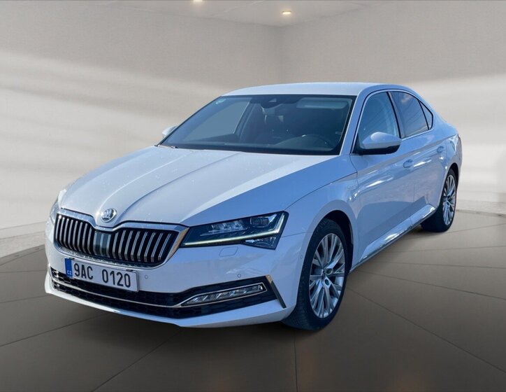 Škoda Superb Sedan / Limuzína 2,0 l 206 kw
