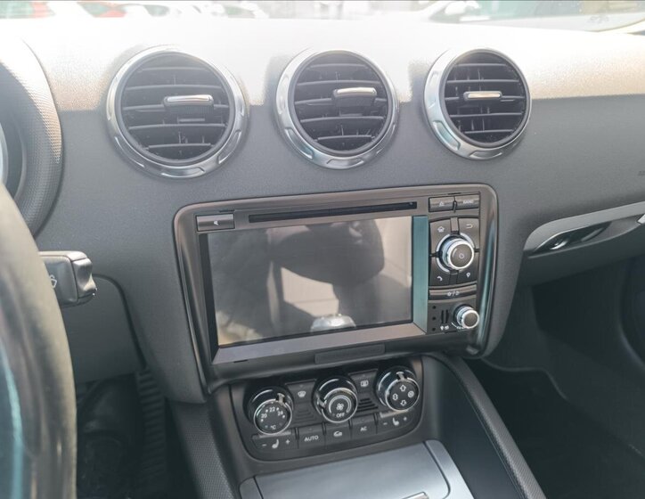 Audi TT Kabriolet 2,0 l 147 kw