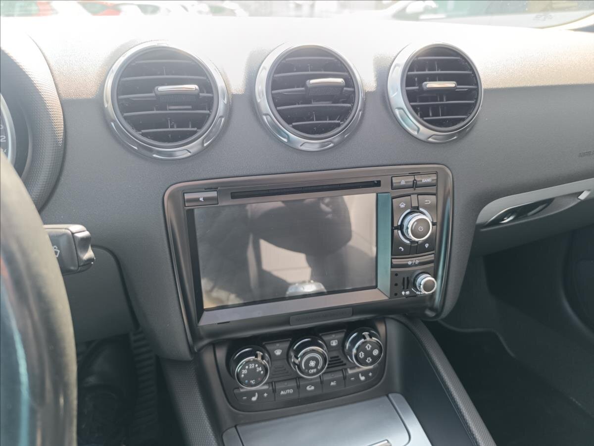 Audi TT Kabriolet 2,0 l 147 kw