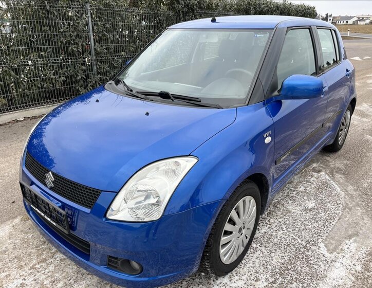 Suzuki Swift 1