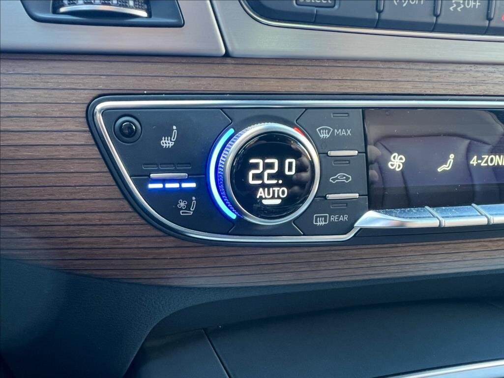 Audi SQ7 SUV / Terénní 4,0 l 320 kw