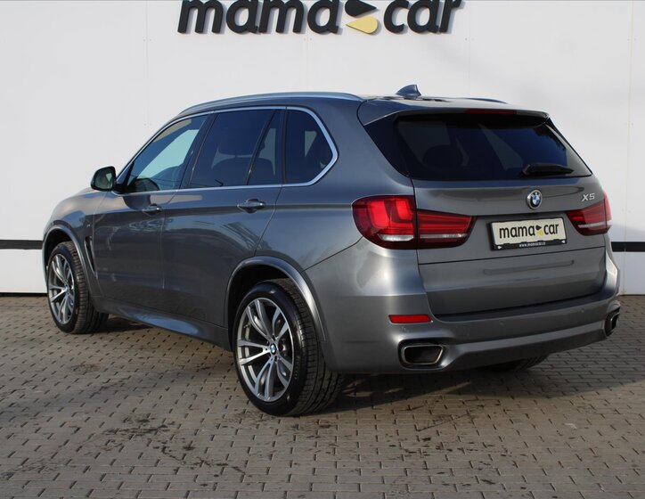 BMW X5 SUV 3,0 l 230 kw