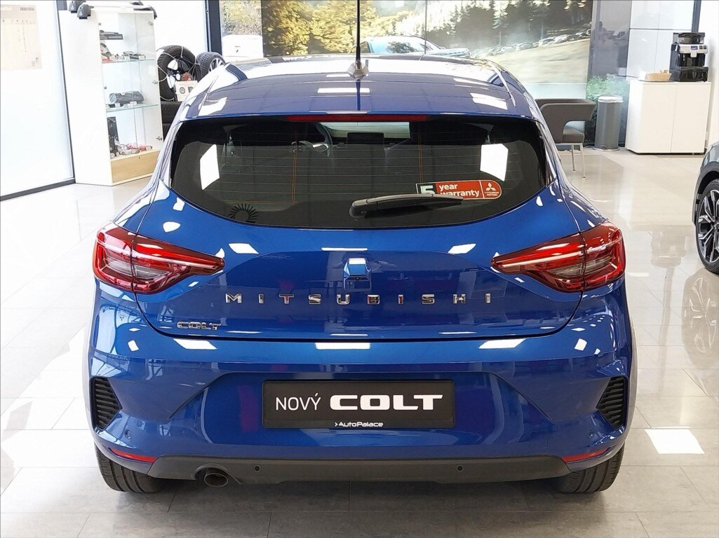 Mitsubishi Colt Hatchback 999,0 67 kw