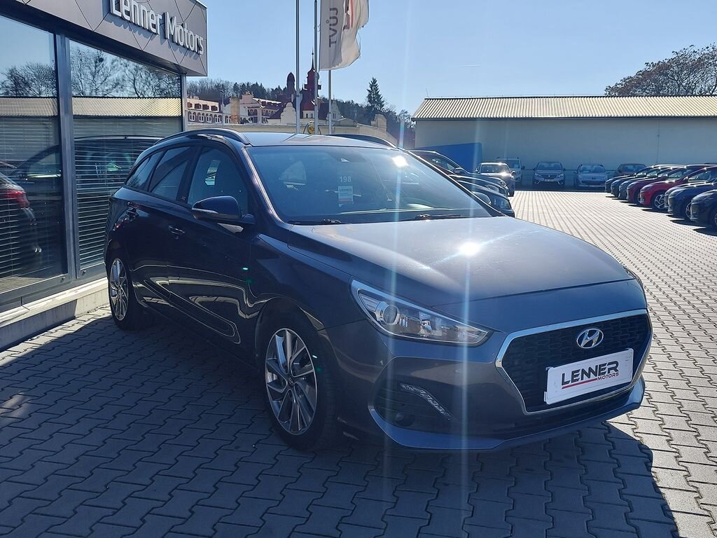 Hyundai i30 Kombi 1,6 l 81 kw