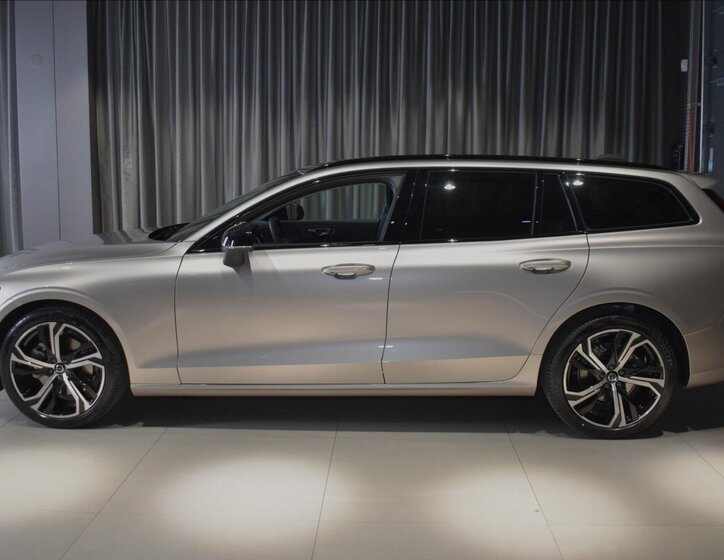 Volvo V60 Kombi 2,0 l 145 kw