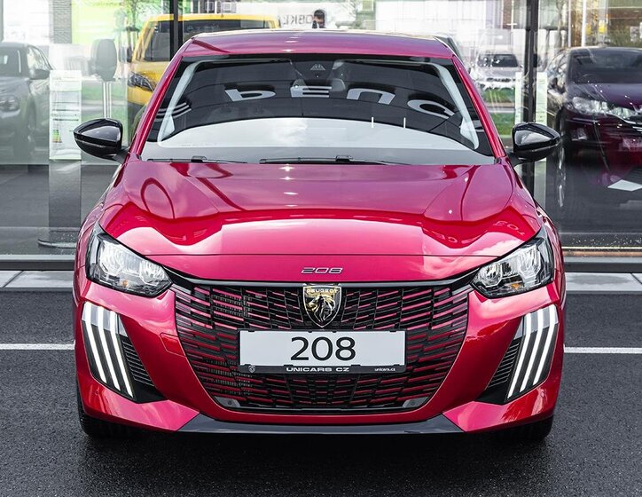 Peugeot 208 Hatchback 1,2 l 74 kw