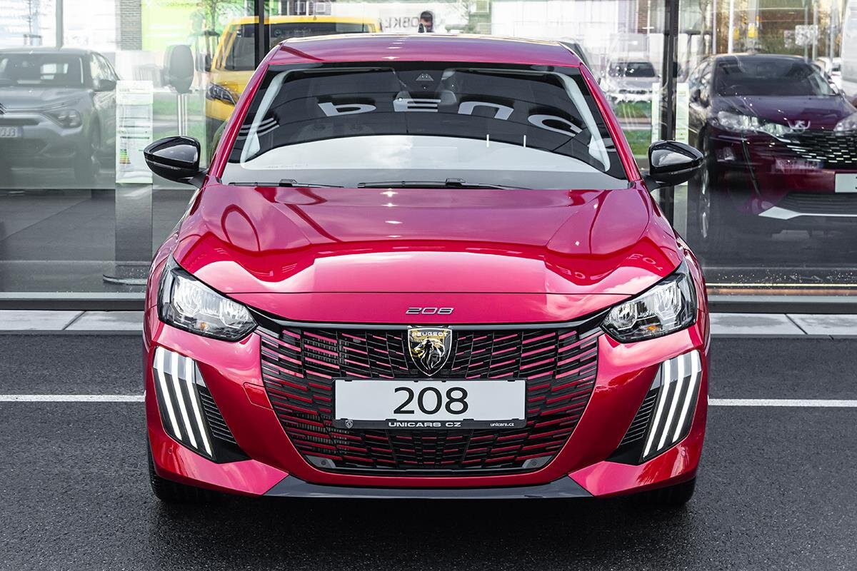 Peugeot 208 Hatchback 1,2 l 74 kw