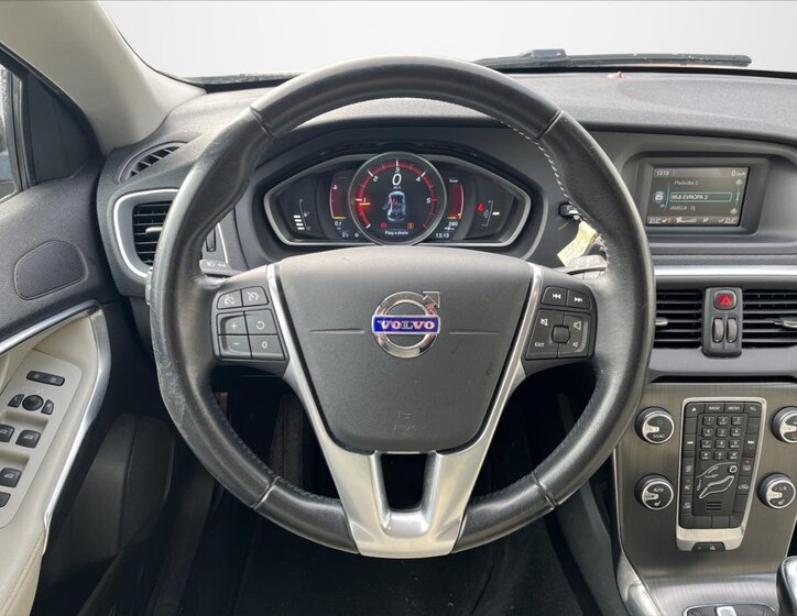 Volvo V40 Hatchback 2,0 l 110 kw