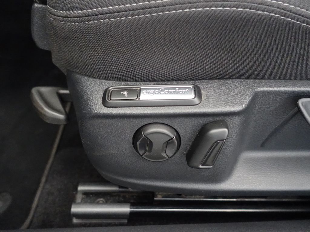 Volkswagen Passat Kombi 2,0 l 110 kw