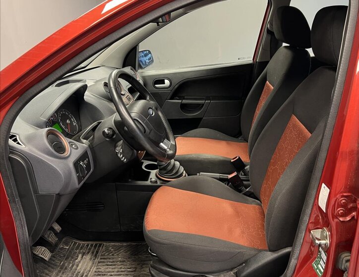 Ford Fiesta Hatchback 1,3 l 51 kw