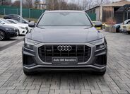 Audi Q8 1