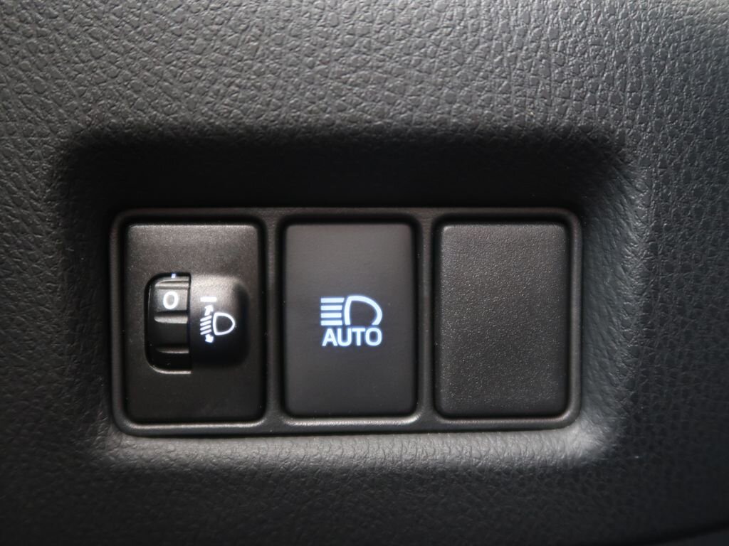 Toyota C-HR Hatchback 1,8 l 72 kw