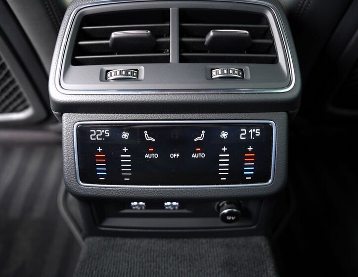 Audi A7 Sedan / Limuzína 3,0 l 210 kw