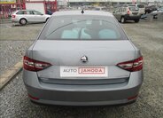 Škoda Superb Liftback 2,0 l 110 kw
