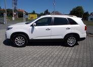 KIA Sorento 4