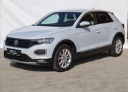 Volkswagen T-Roc CUV / Crossover 1,5 l 110 kw