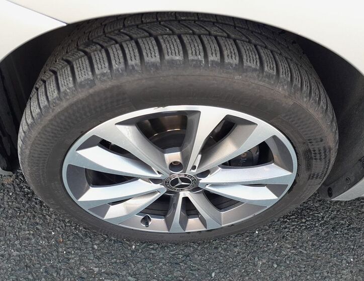 Mercedes-Benz Třídy V 24