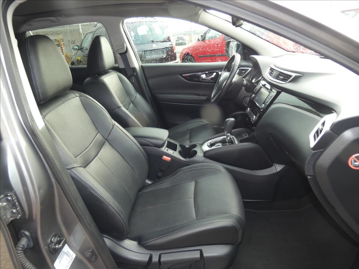 Nissan Qashqai SUV 1,2 l 85 kw