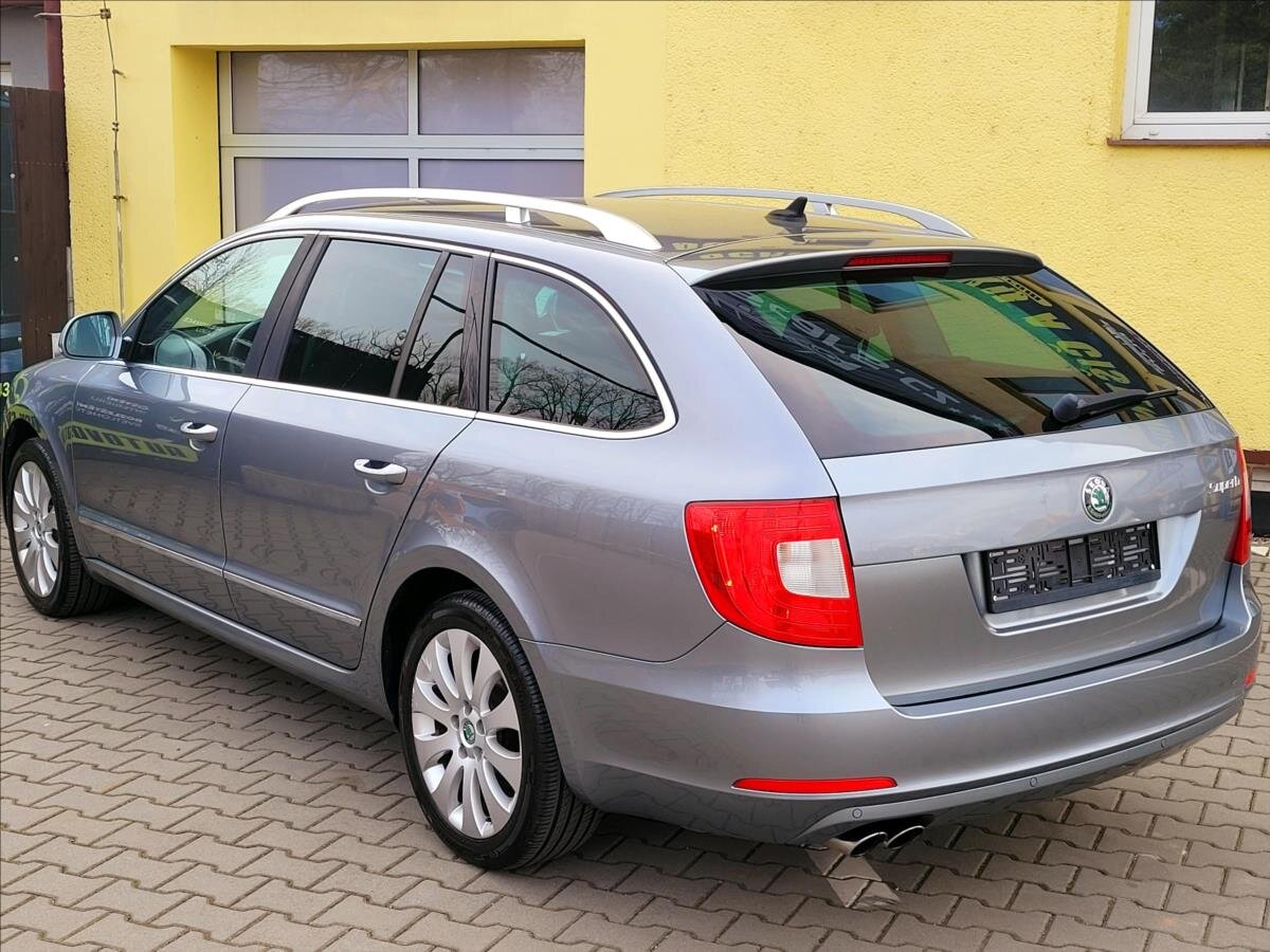 Škoda Superb Kombi 1,8 l 118 kw