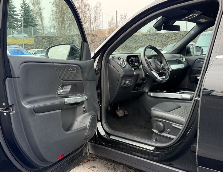 Mercedes-Benz GLB SUV / Terénní 2,0 l 110 kw