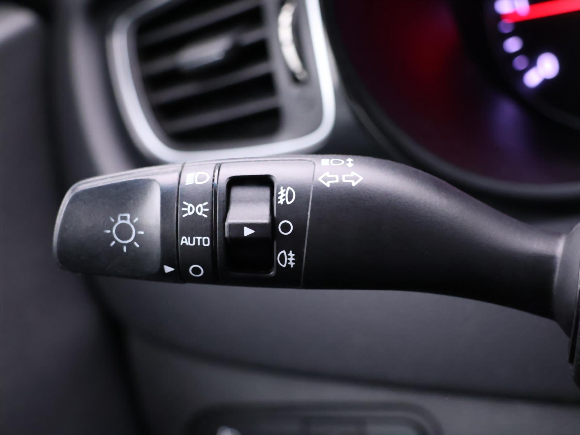 KIA Carens MPV 1,7 l 85 kw