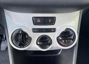 Peugeot 208 Hatchback 999,0 50 kw