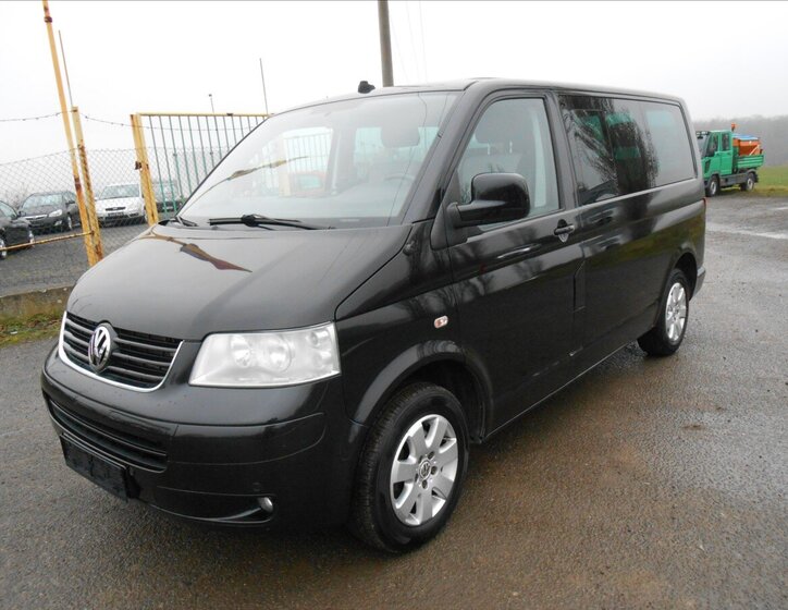 Volkswagen Multivan 2