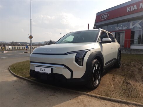KIA EV3 SUV / Terénní 0,0 150 kw