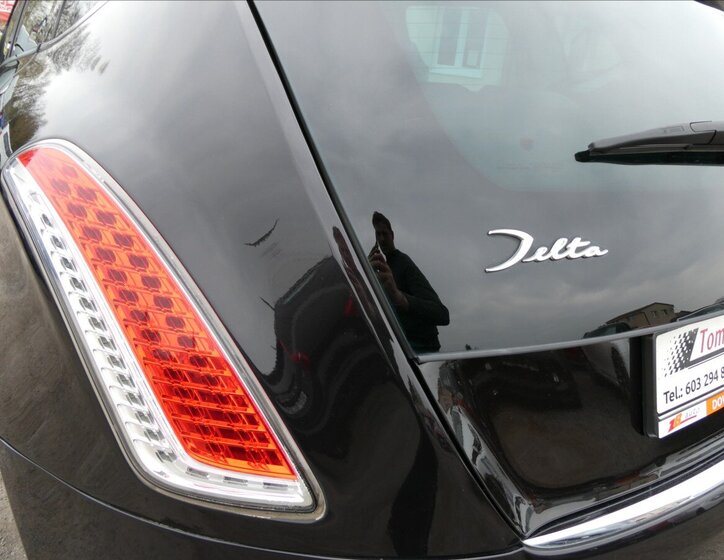 Lancia Delta Hatchback 1,4 l 88 kw