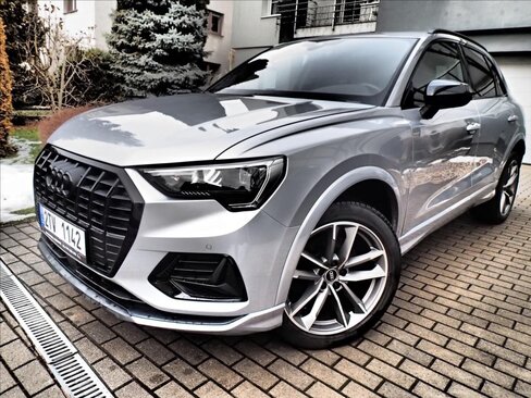 Audi Q3 SUV 2,3 l 137 kw