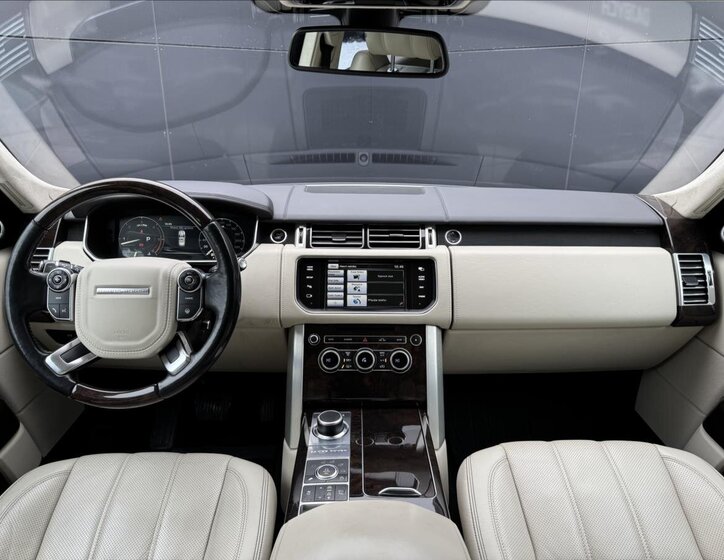 Land Rover Range Rover SUV / Terénní 4,4 l 250 kw