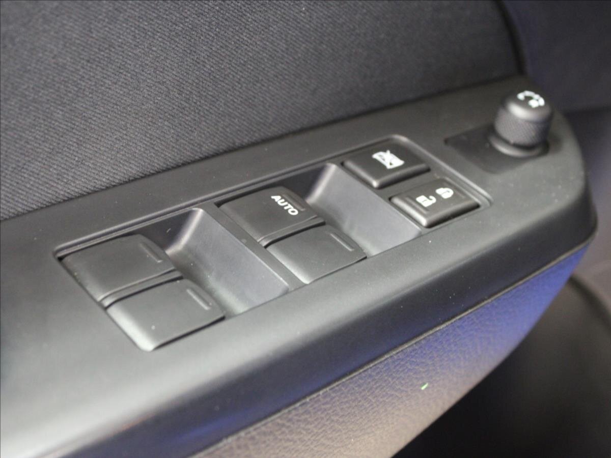 Suzuki Swift Hatchback 1,2 l 69 kw