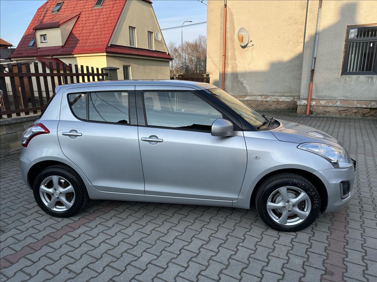 Suzuki Swift Hatchback 1,2 l 69 kw