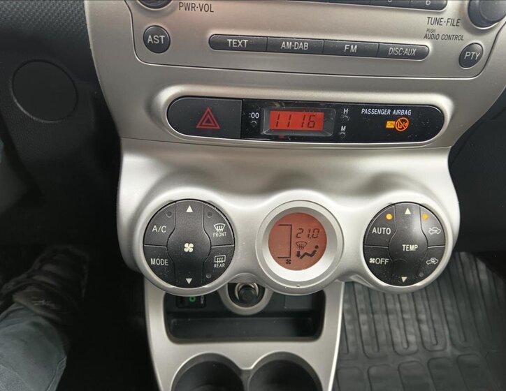 Toyota Urban Cruiser Hatchback 1,4 l 66 kw