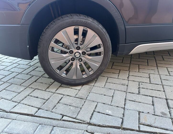 Suzuki SX4 S-Cross 26