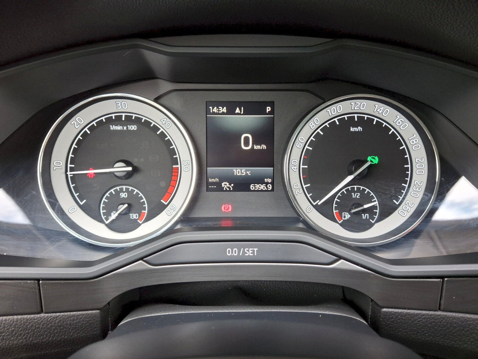 Škoda Superb Sedan / Limuzína 2,0 l 110 kw