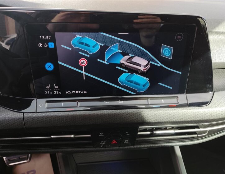 Volkswagen Golf Hatchback 2,0 l 180 kw