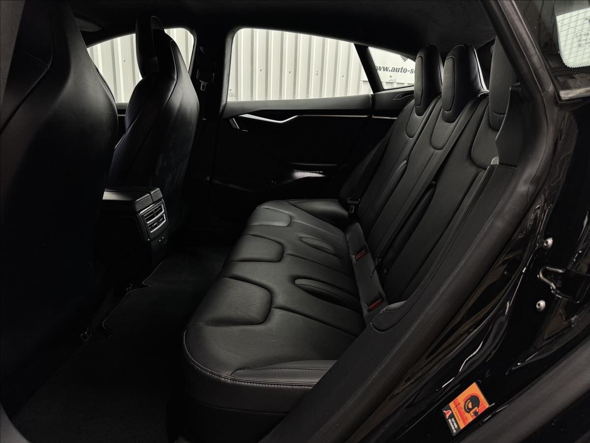 Tesla Model S Liftback 0,0 311 kw