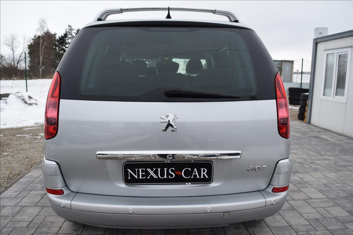 Peugeot 807 MPV 2,0 l 100 kw