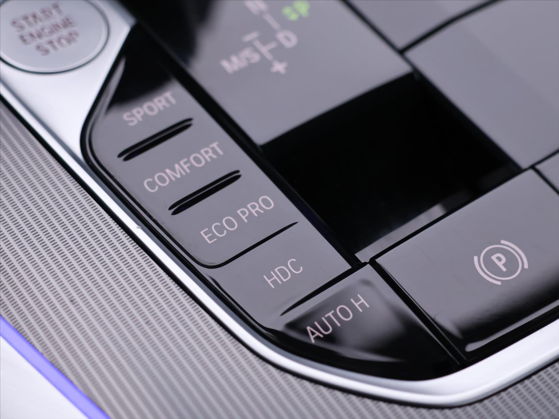 BMW X5 SUV / Terénní 3,0 l 210 kw