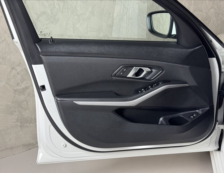 BMW Řada 3 Kombi 2,0 l 140 kw