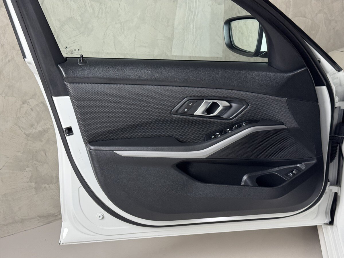 BMW Řada 3 Kombi 2,0 l 140 kw